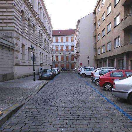 프라하 Colourful Modern Flat / Balcony / Charles Bridge 아파트 외부 사진