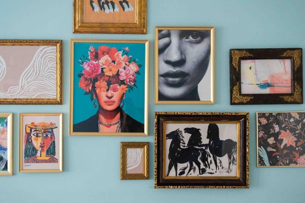 프라하 Colourful Modern Flat / Balcony / Charles Bridge 아파트 외부 사진
